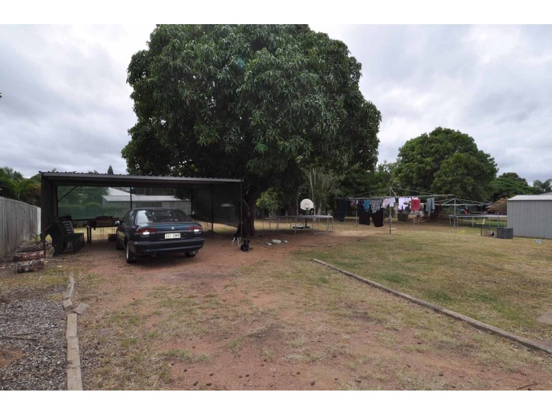 25 Melville Street, Charters Towers QLD 4820