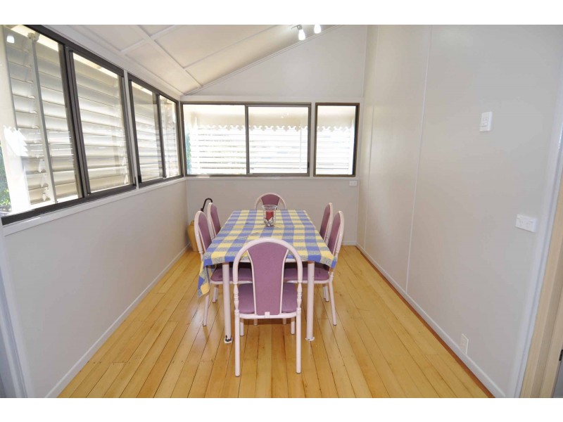 54 York Street, Queenton QLD 4820