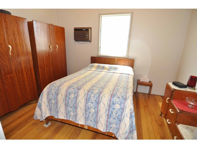 54 York Street, Queenton QLD 4820