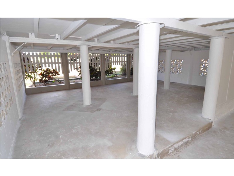 54 York Street, Queenton QLD 4820