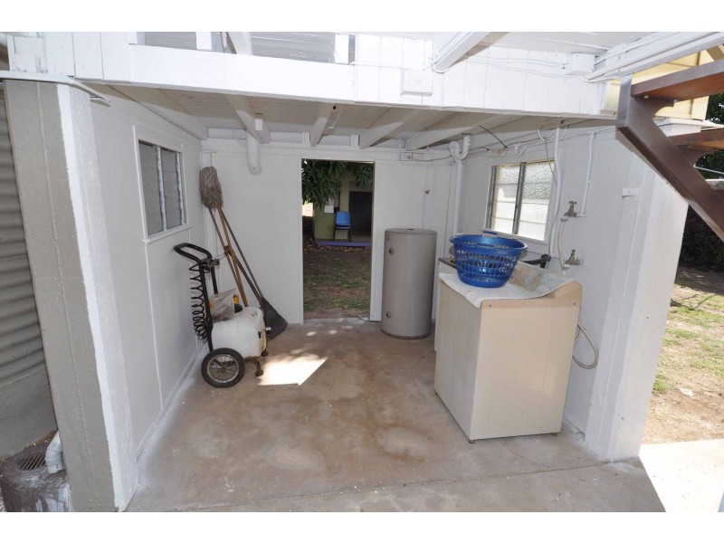 54 York Street, Queenton QLD 4820