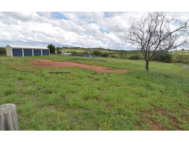 6 Stubley Street, Toll QLD 4820