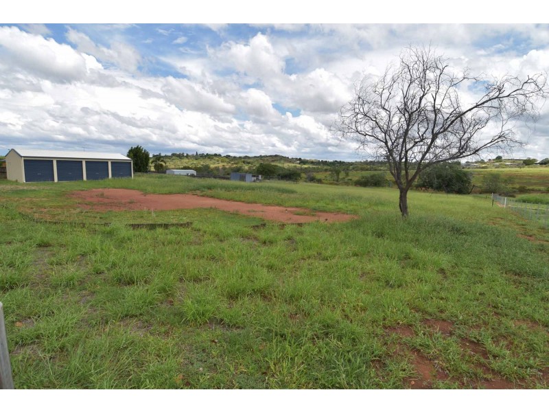 6 Stubley Street, Toll QLD 4820