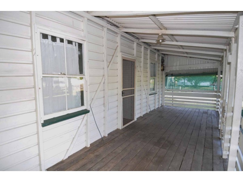 58 Hackett Terrace, Charters Towers QLD 4820