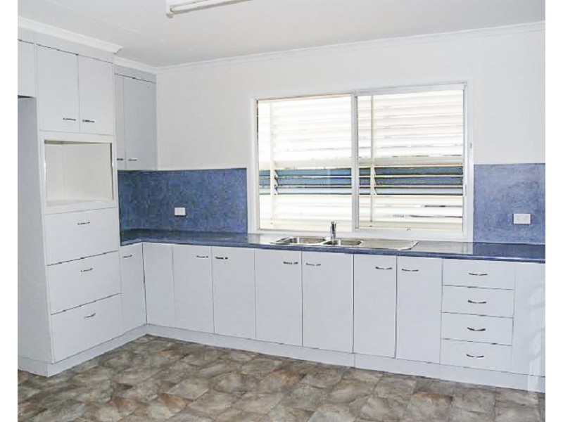 24 Armstrong Road, Queenton QLD 4820