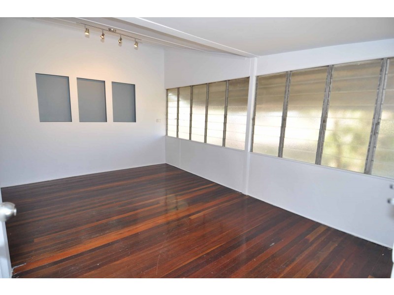 24 Millchester Road, Charters Towers QLD 4820