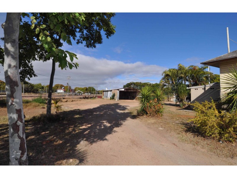 280 Gill Street, Charters Towers QLD 4820