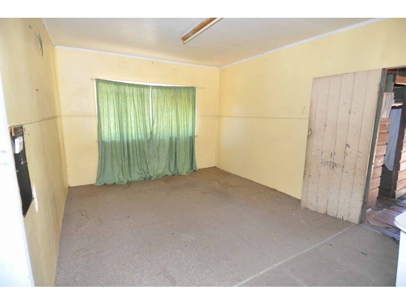 26 Millchester Road, Charters Towers QLD 4820