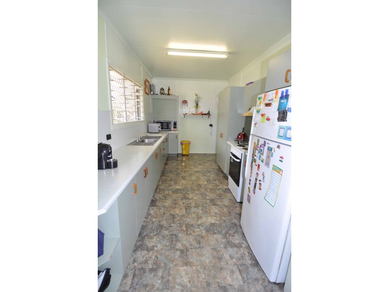 16 Rainbow Road, Charters Towers City QLD 4820