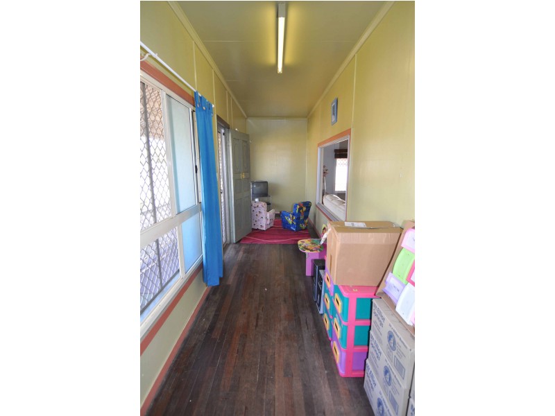 16 Rainbow Road, Charters Towers City QLD 4820