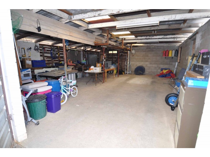 16 Rainbow Road, Charters Towers City QLD 4820