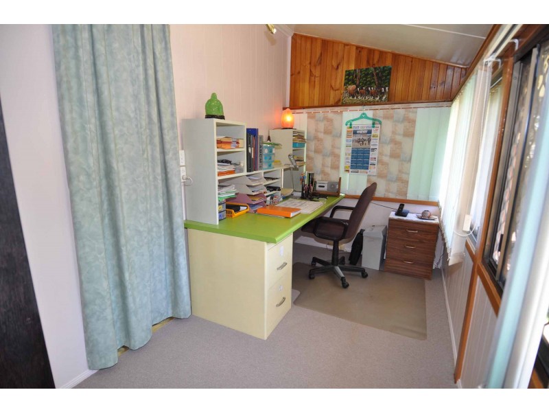 52 Marion Street, Charters Towers QLD 4820