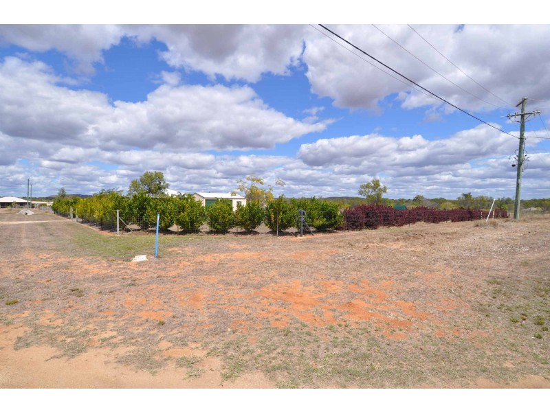 2 Hilltop Court, Charters Towers QLD 4820