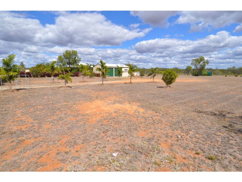 2 Hilltop Court, Charters Towers QLD 4820