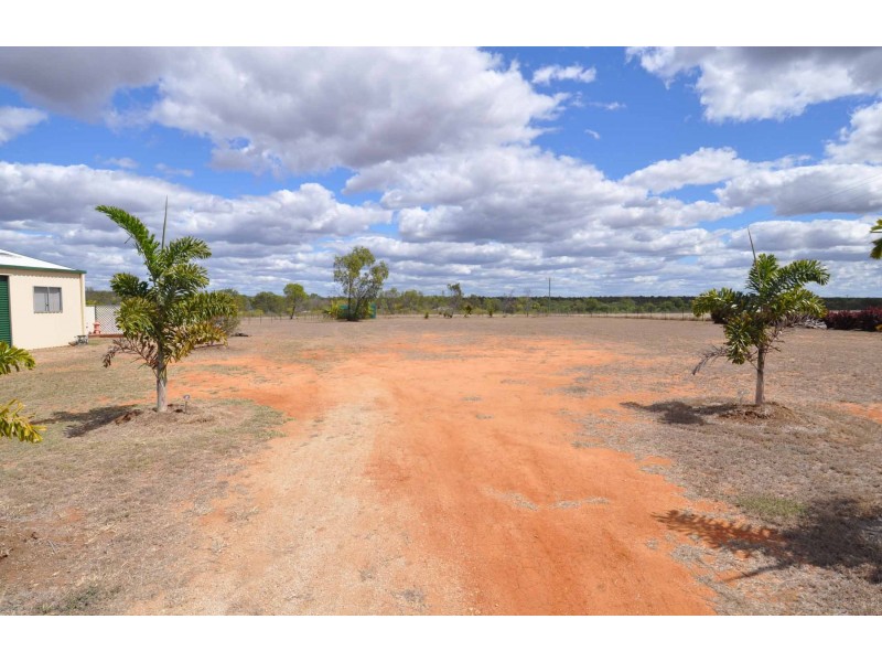 2 Hilltop Court, Charters Towers QLD 4820