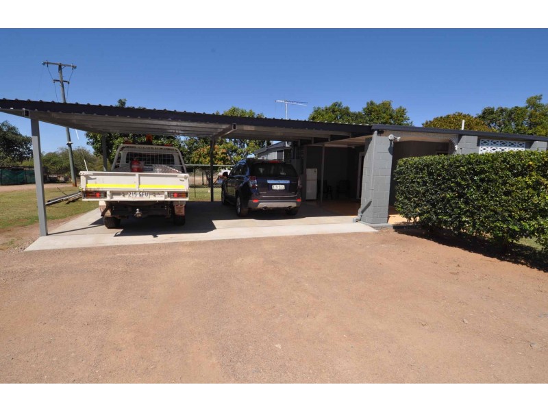 18 Jardine Lane, Millchester QLD 4820