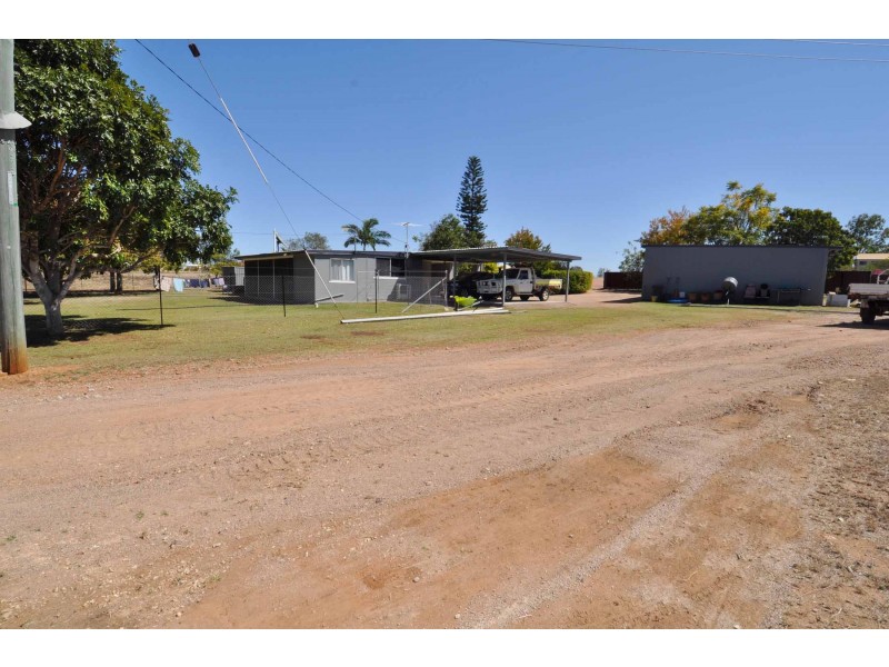 18 Jardine Lane, Millchester QLD 4820