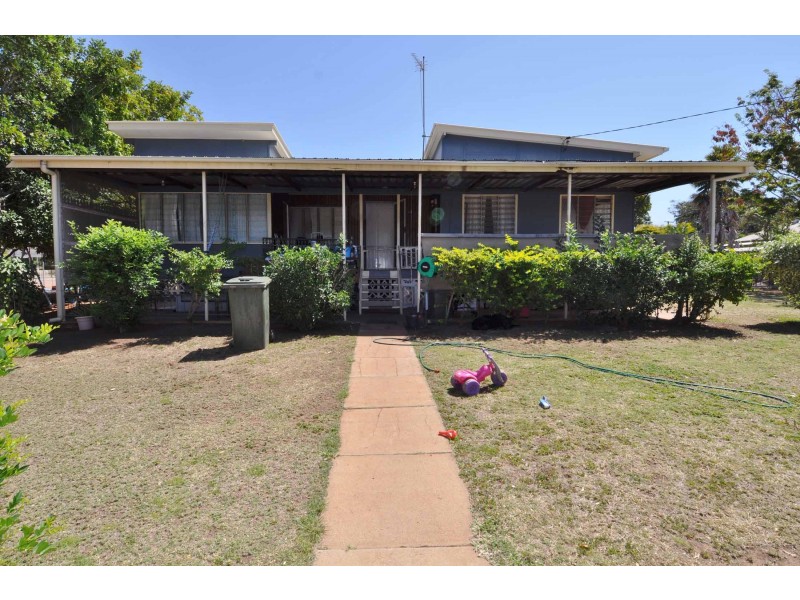 1 Richards Lane, Richmond Hill QLD 4820