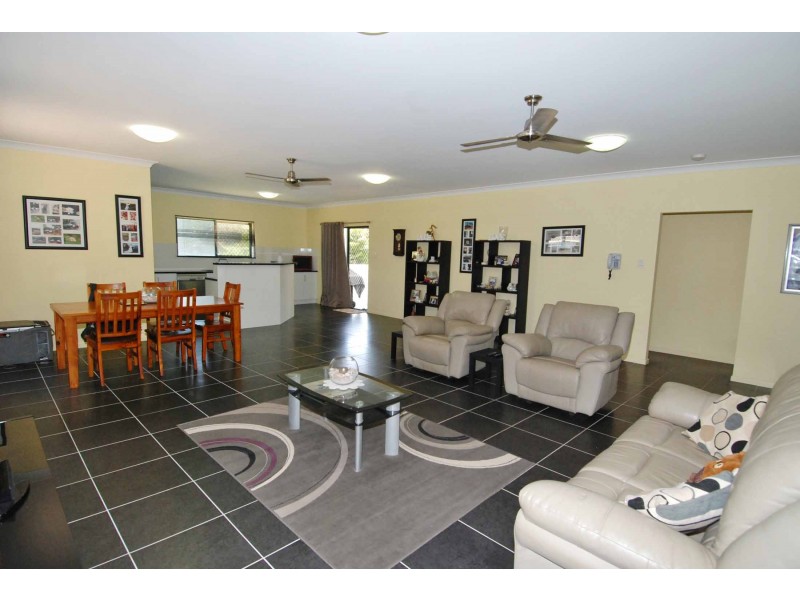 9a Oliver Street, Charters Towers QLD 4820