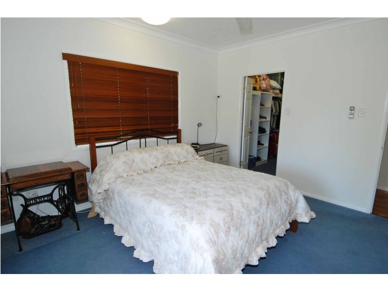 22 Rowe Street, Charters Towers QLD 4820