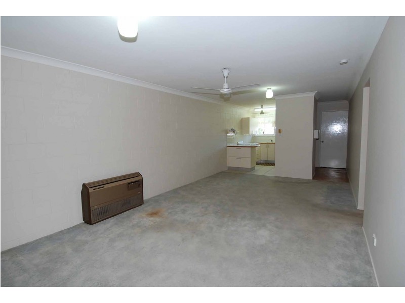 7,30 Hackett Terrace, Charters Towers QLD 4820