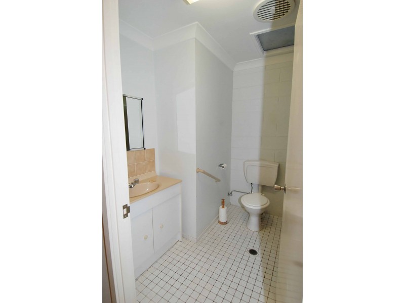 7,30 Hackett Terrace, Charters Towers QLD 4820