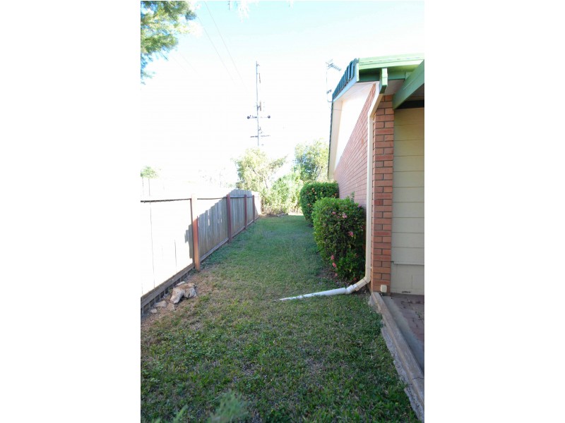 7,30 Hackett Terrace, Charters Towers QLD 4820