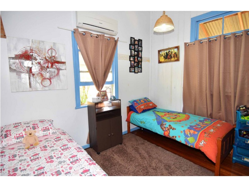 17 York Street, Charters Towers QLD 4820