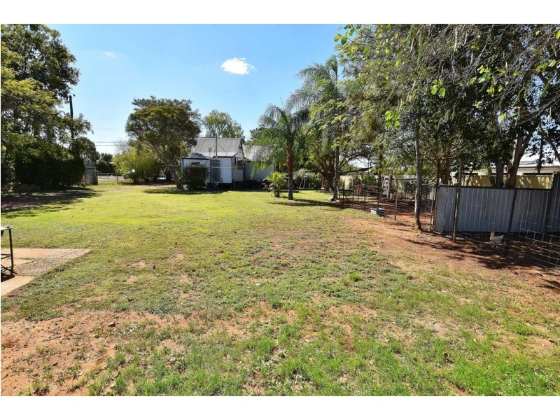 17 York Street, Charters Towers QLD 4820