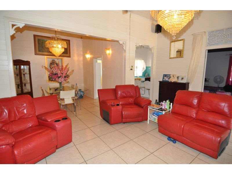 44 Hackett Terrace, Richmond Hill QLD 4820