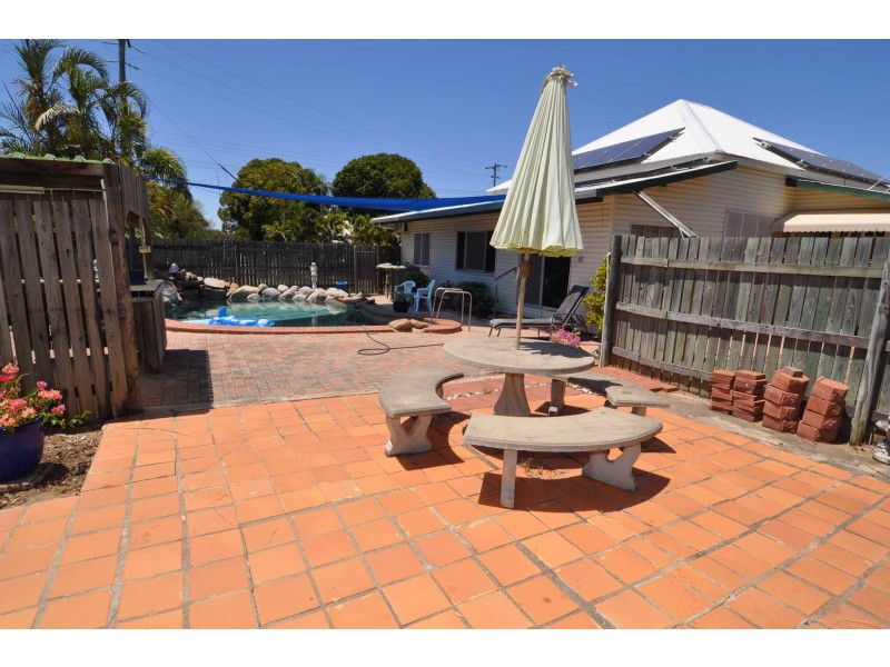 44 Hackett Terrace, Richmond Hill QLD 4820