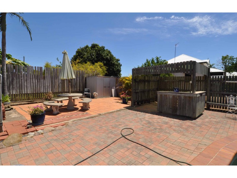 44 Hackett Terrace, Richmond Hill QLD 4820