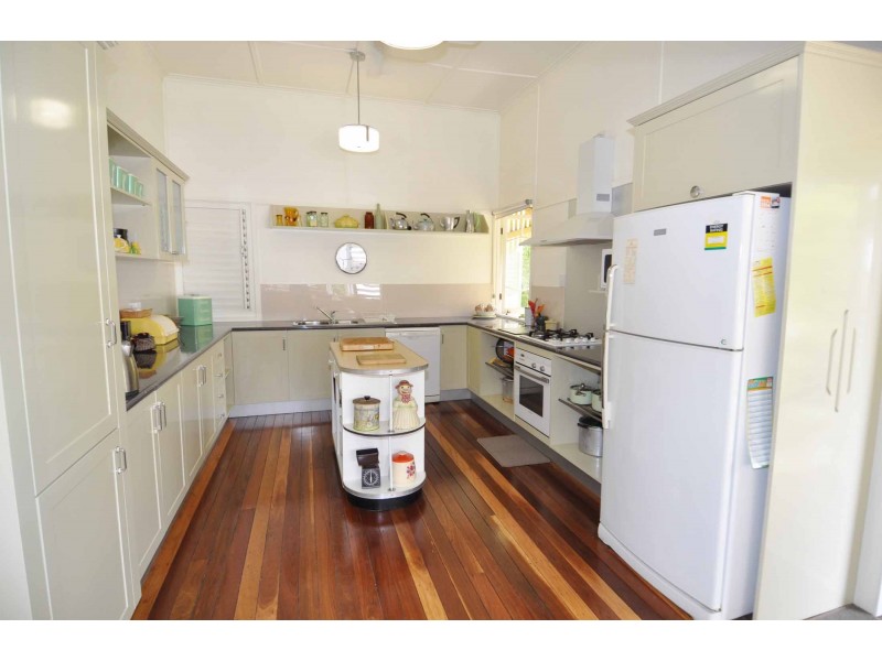 26 York Street, Charters Towers QLD 4820