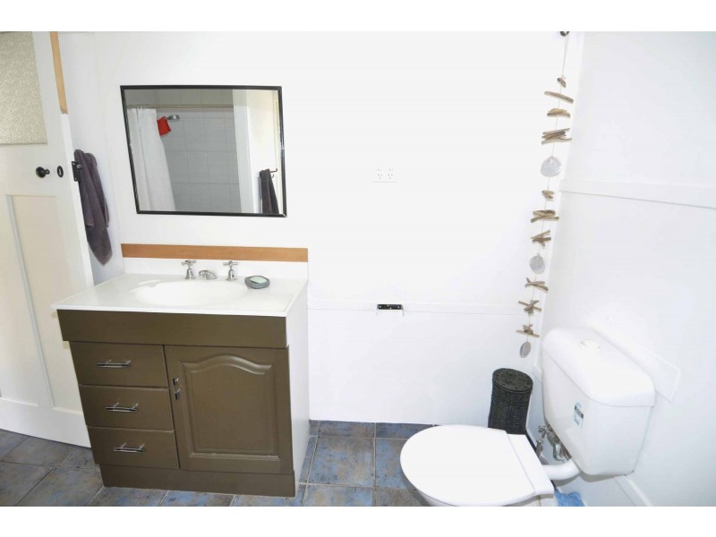 26 York Street, Charters Towers QLD 4820