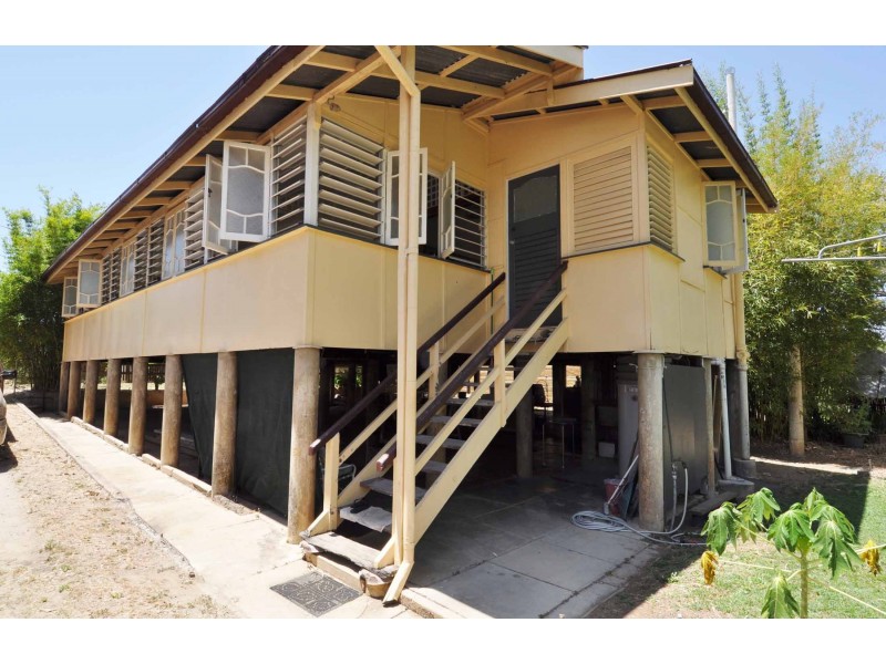 26 York Street, Charters Towers QLD 4820