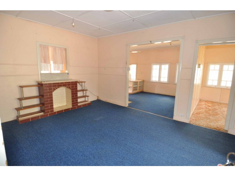 52 Miner Street, Charters Towers QLD 4820