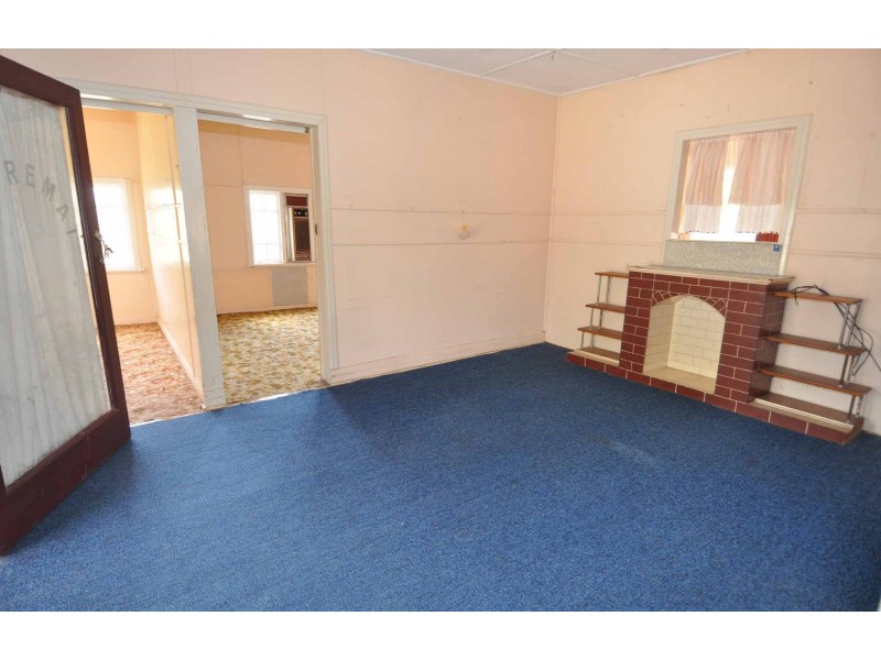 52 Miner Street, Charters Towers QLD 4820
