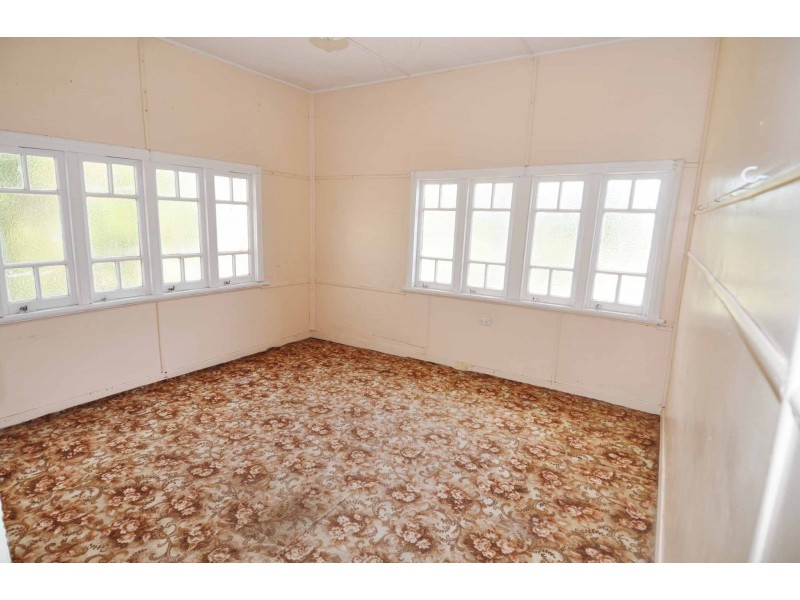 52 Miner Street, Charters Towers QLD 4820