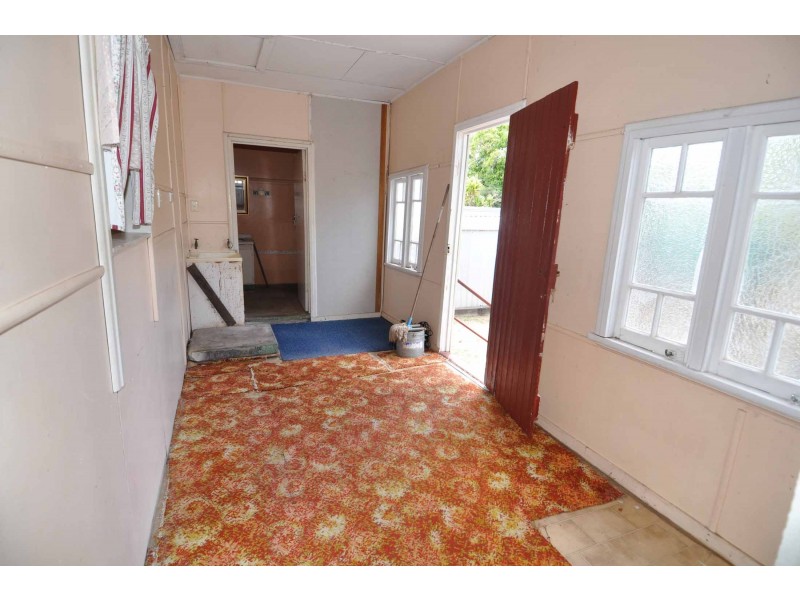 52 Miner Street, Charters Towers QLD 4820