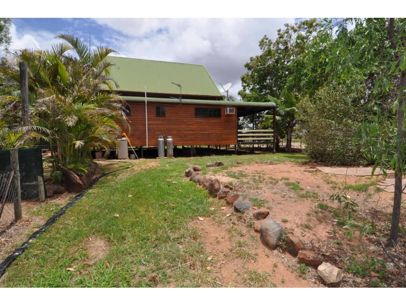 9 Harbutt Road, Charters Towers QLD 4820
