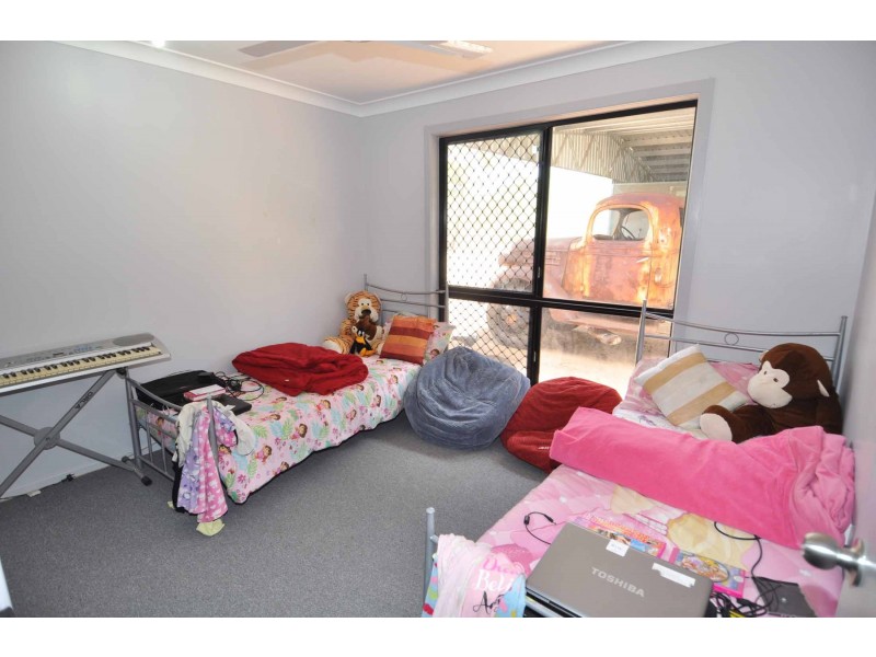 124 Picnic Creek Road, Charters Towers QLD 4820