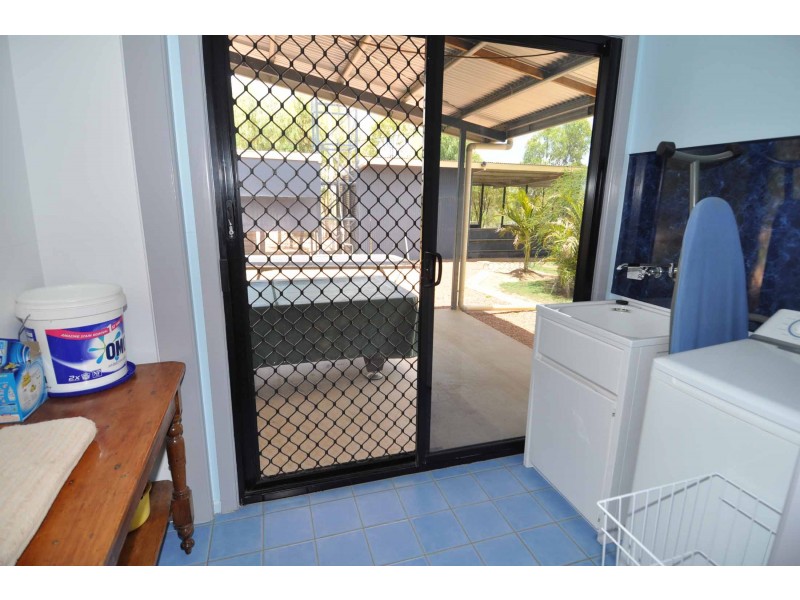 124 Picnic Creek Road, Charters Towers QLD 4820