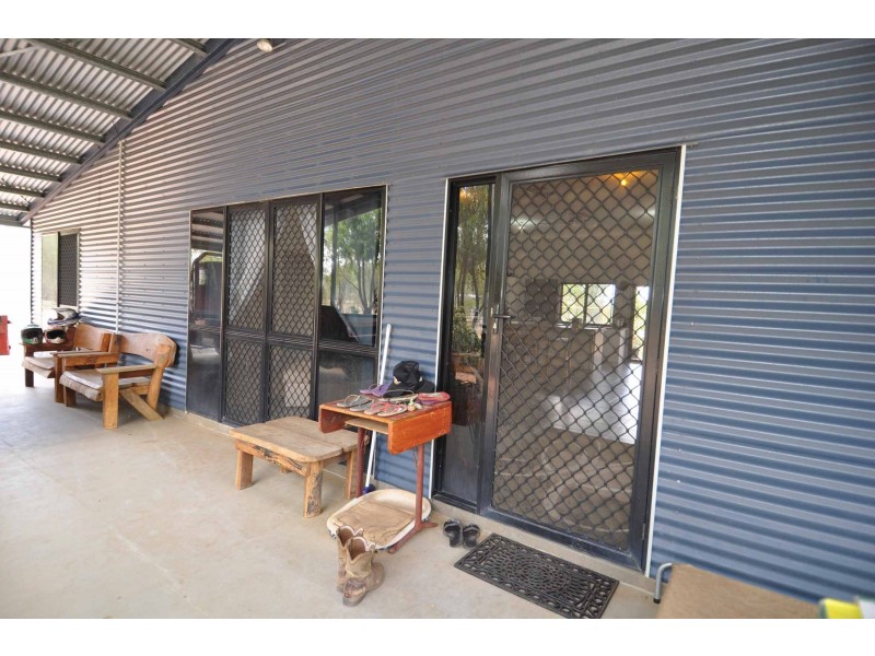 124 Picnic Creek Road, Charters Towers QLD 4820