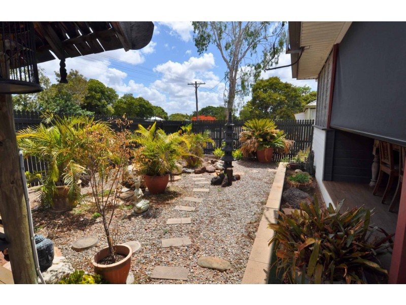 100 Mary Street, Charters Towers QLD 4820
