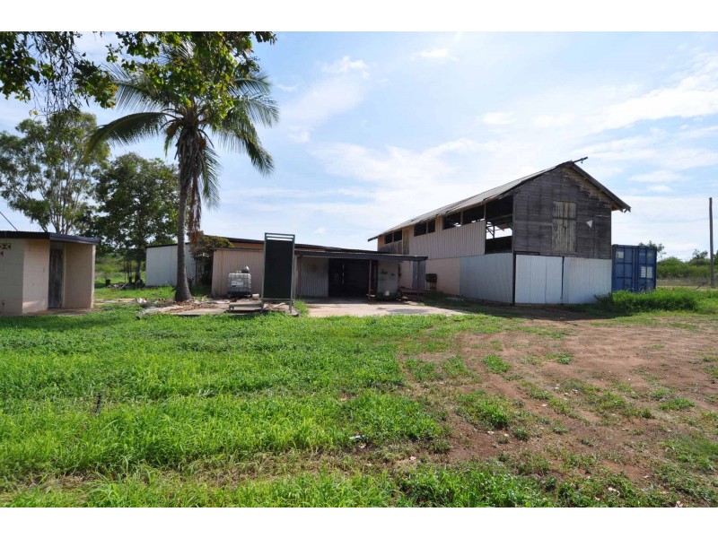 19-21 Dundee Lane, Charters Towers QLD 4820