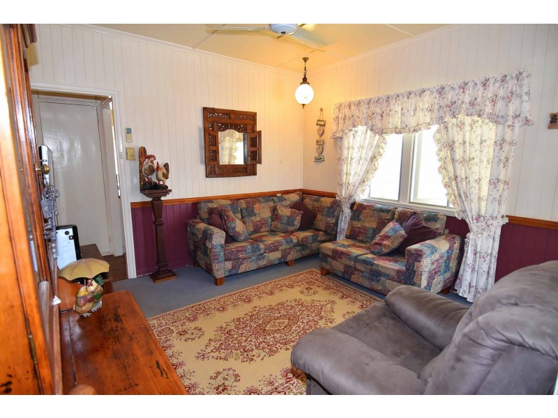 5 Armstrong Road, Charters Towers QLD 4820