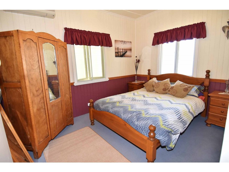 5 Armstrong Road, Charters Towers QLD 4820