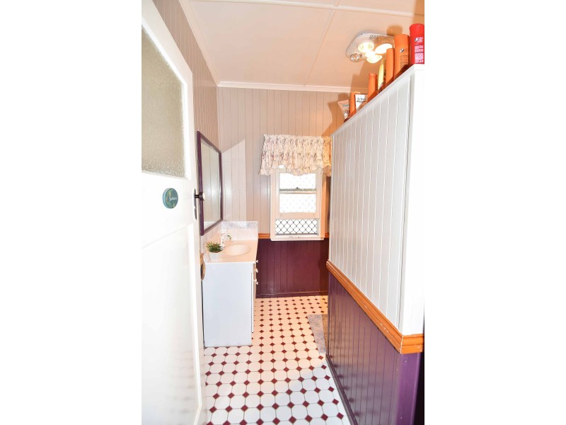 5 Armstrong Road, Charters Towers QLD 4820