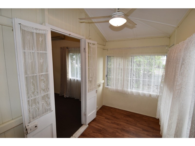 2 Armstrong Road, Charters Towers City QLD 4820