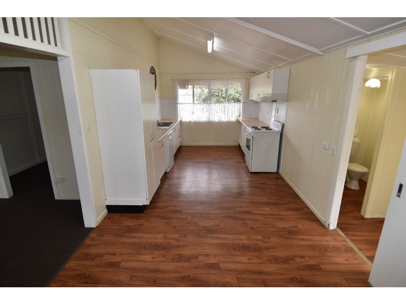 2 Armstrong Road, Charters Towers City QLD 4820